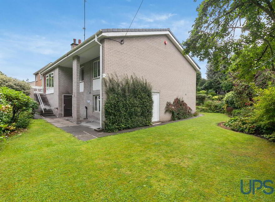 12 Edenvale Park, The Green, Dunmurry, Belfast, BT17 0EJ