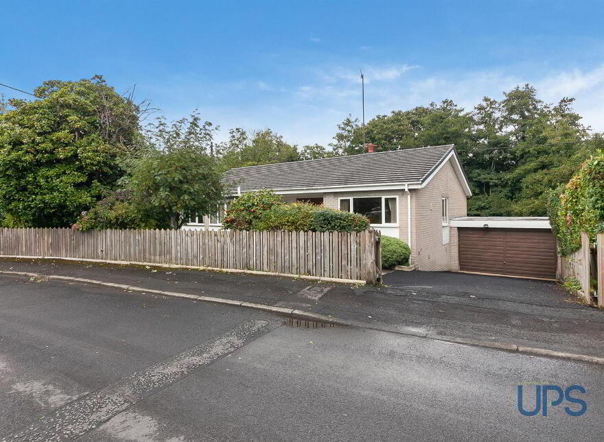 12 Edenvale Park, The Green, Dunmurry, Belfast, BT17 0EJ