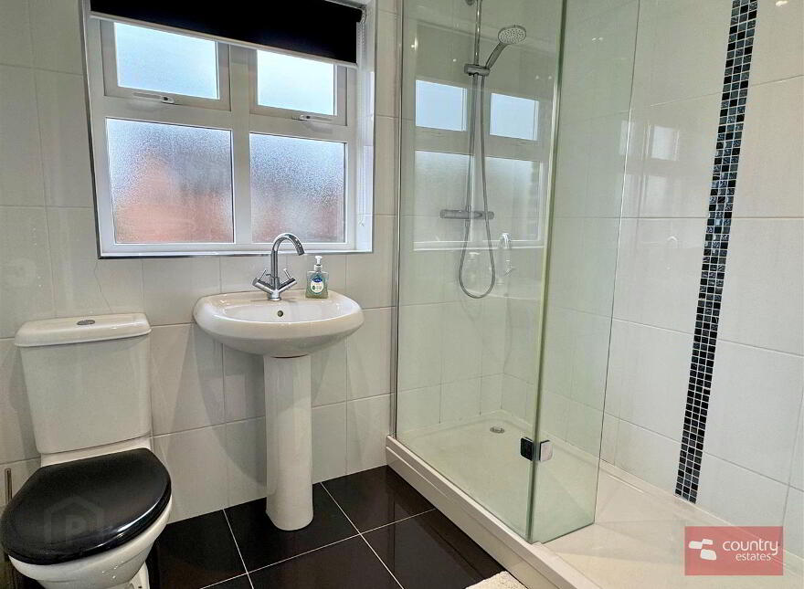 2 Gateside Crescent, Ballyclare, BT39 9GL