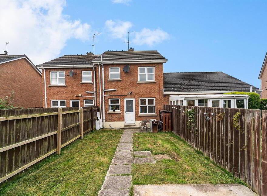 120 Monree Hill, Donaghcloney, Craigavon, BT66 7GZ