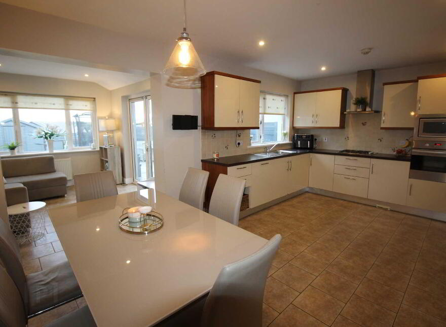 14 Cooline Drive, Ballyvoloon, Cobh, P24RT72