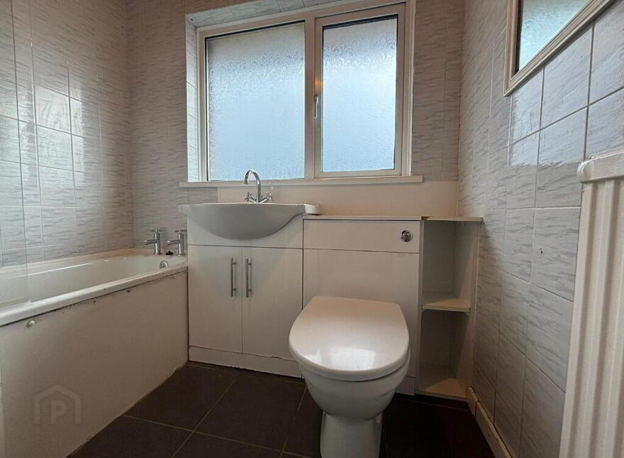 20 Deramore Drive, Lurgan, BT67 9ES