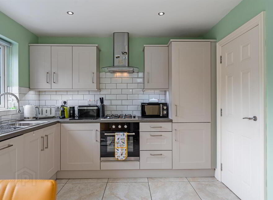 23 Blackwood Green, Newtownards, BT23 4XR