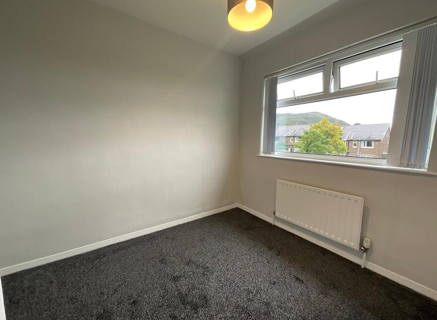 147 Joanmount Park, Belfast, BT14 6PG