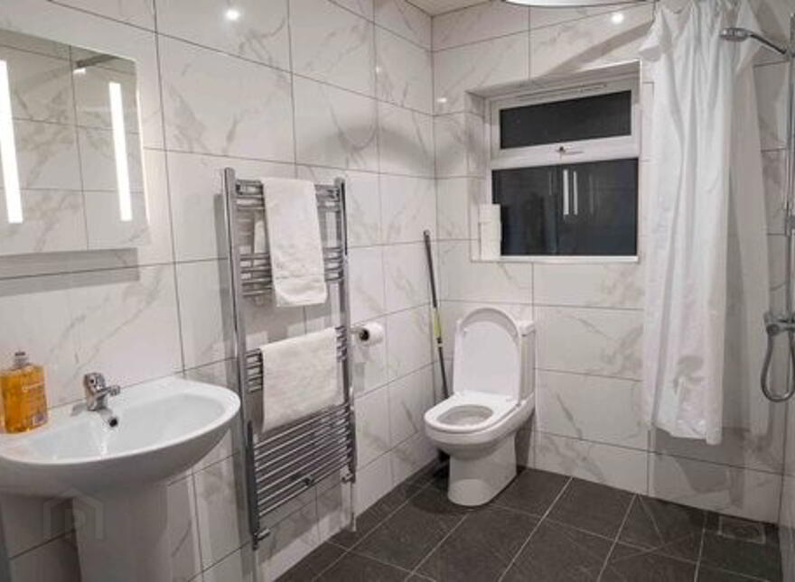 White Hall, 1 Dhu Varren, Portrush, BT56 8EN
