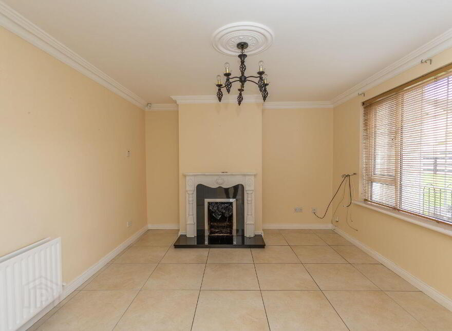 7 Lassara Heights, Warrenpoint, Newry, BT34 3PG