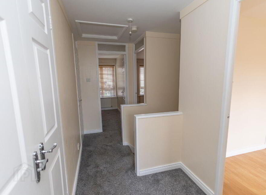 7 Lassara Heights, Warrenpoint, Newry, BT34 3PG