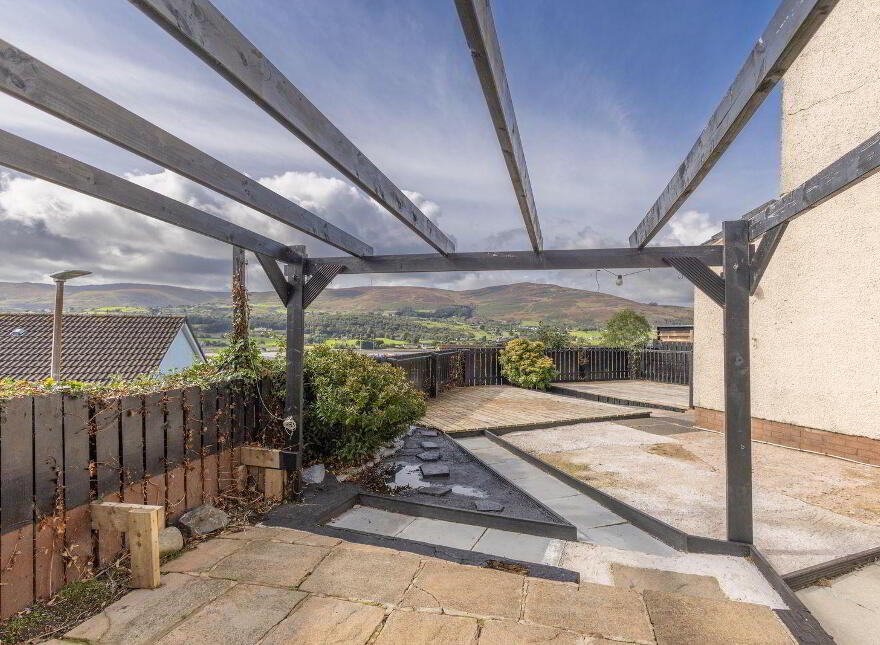 7 Lassara Heights, Warrenpoint, Newry, BT34 3PG