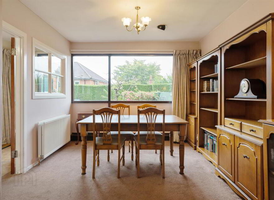 32 Coolnasilla Park East, Glen Road, Belfast, BT11 8LA