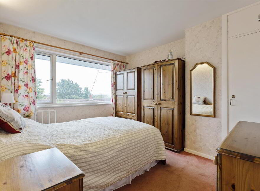 32 Coolnasilla Park East, Glen Road, Belfast, BT11 8LA