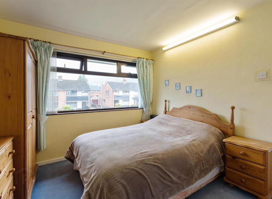32 Coolnasilla Park East, Glen Road, Belfast, BT11 8LA