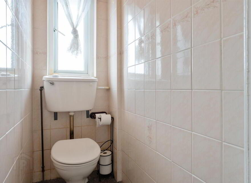 32 Coolnasilla Park East, Glen Road, Belfast, BT11 8LA