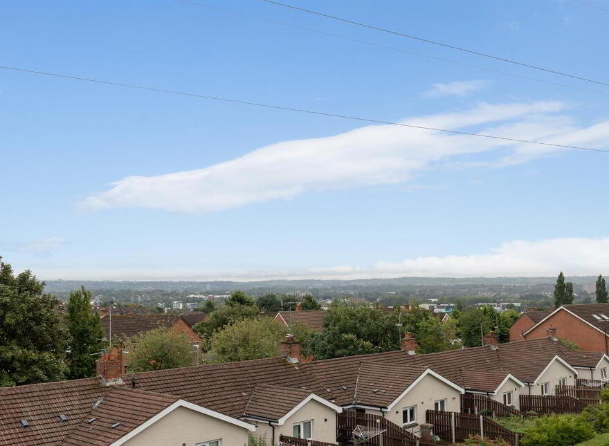 32 Coolnasilla Park East, Glen Road, Belfast, BT11 8LA