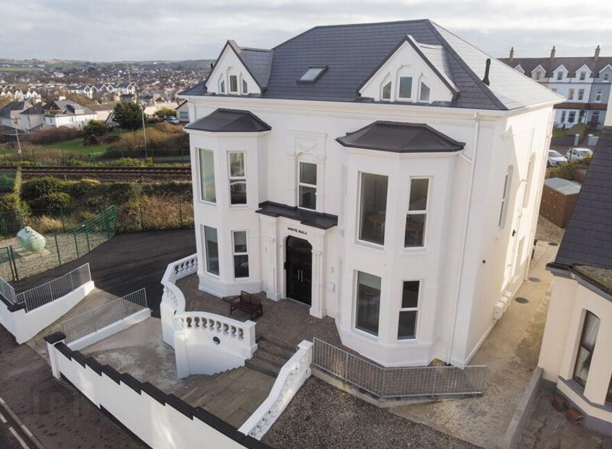 White Hall,  Apartment E 1 Dhu Varren, Portrush, BT56 8EN