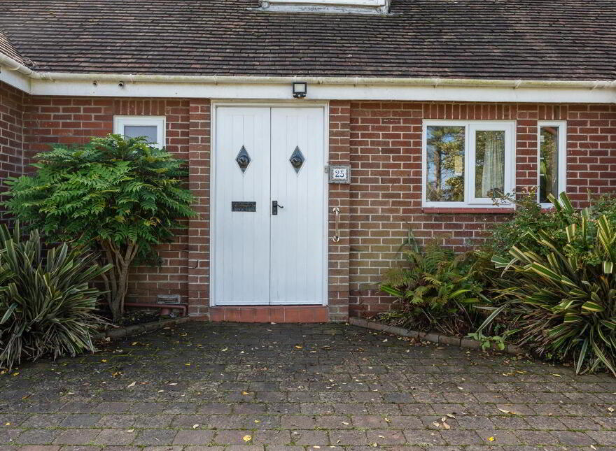 25 Springvale Road, Ballywalter, Newtownards, BT22 2RS
