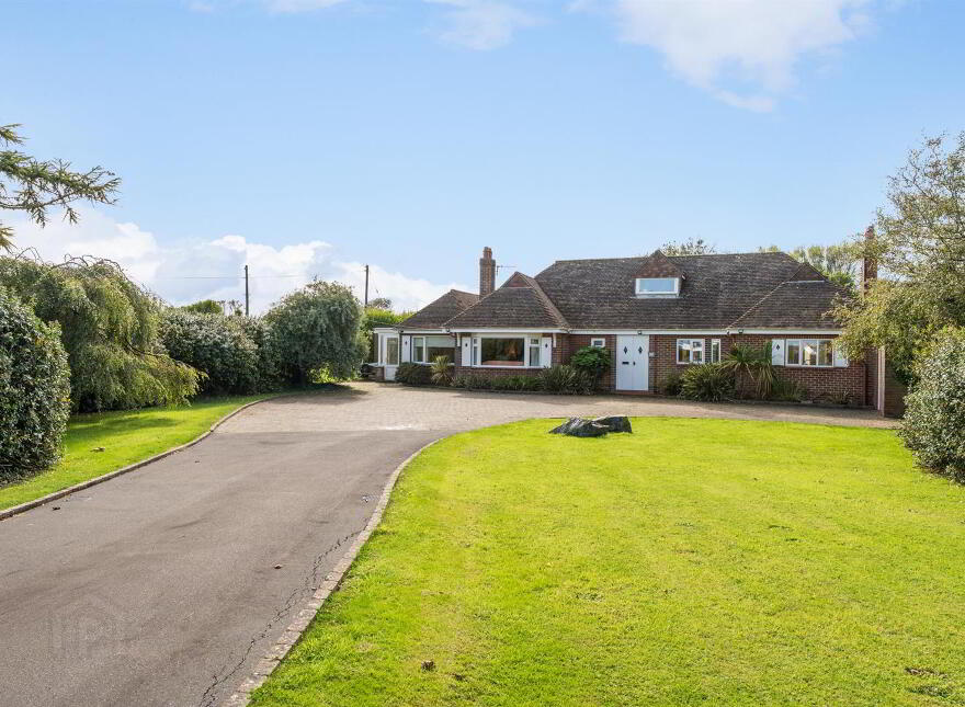 25 Springvale Road, Ballywalter, Newtownards, BT22 2RS