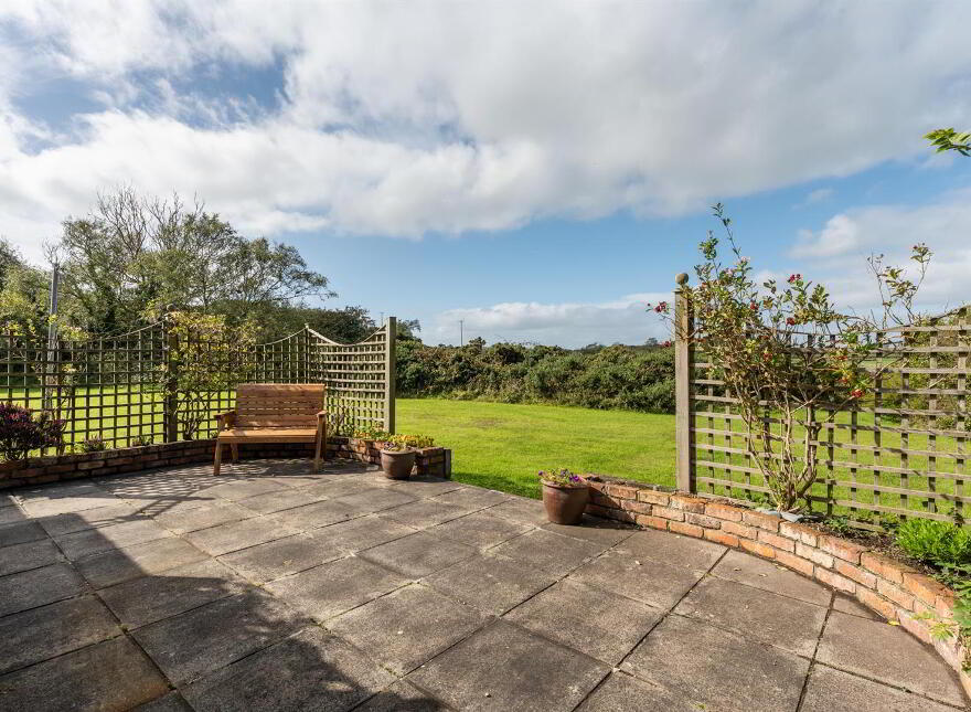 25 Springvale Road, Ballywalter, Newtownards, BT22 2RS
