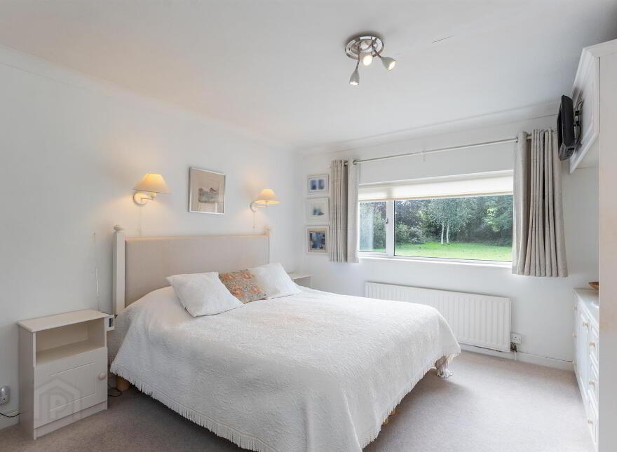 25 Springvale Road, Ballywalter, Newtownards, BT22 2RS