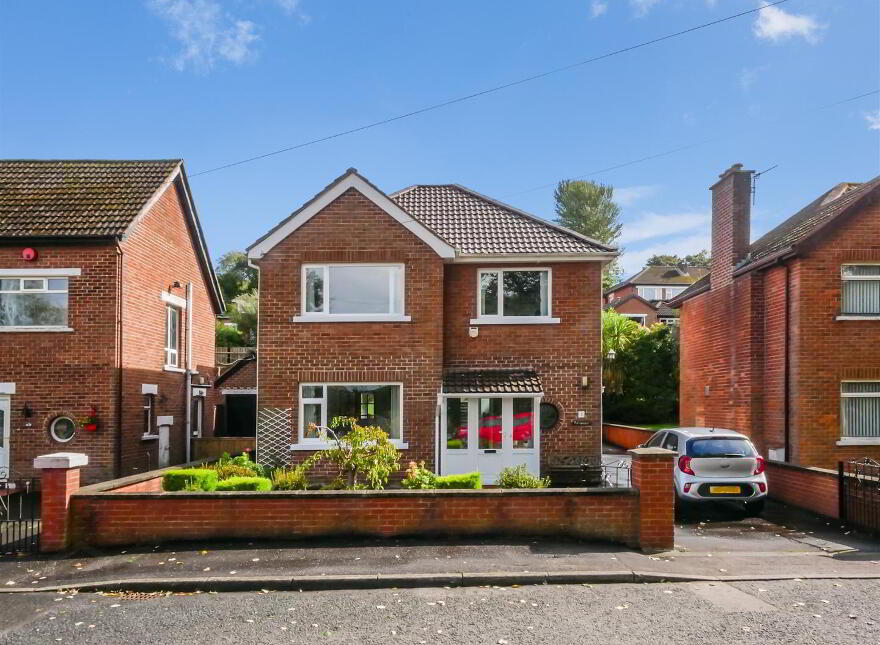 3 Loughview Drive, Upper Knockbreda Road, Belfast, BT6 0NU