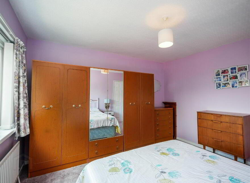 3 Loughview Drive, Upper Knockbreda Road, Belfast, BT6 0NU