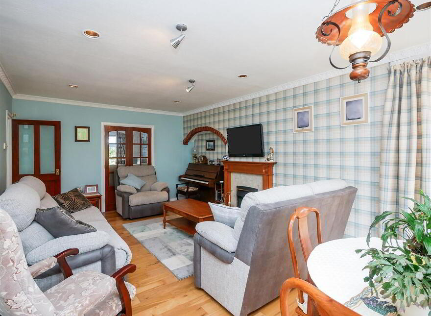 3 Loughview Drive, Upper Knockbreda Road, Belfast, BT6 0NU