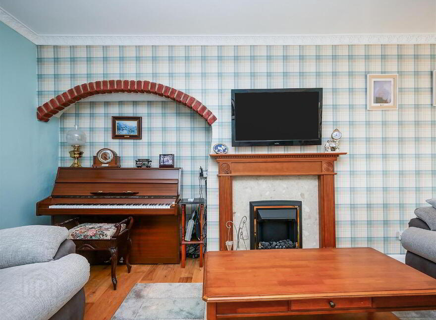 3 Loughview Drive, Upper Knockbreda Road, Belfast, BT6 0NU