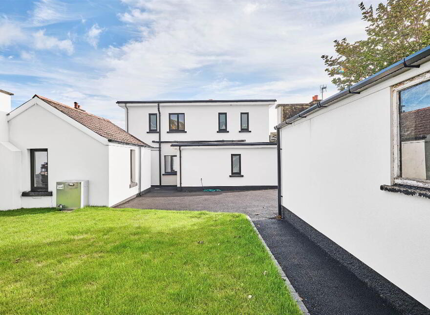 62 Coleraine Road, Portstewart, BT55 7JR