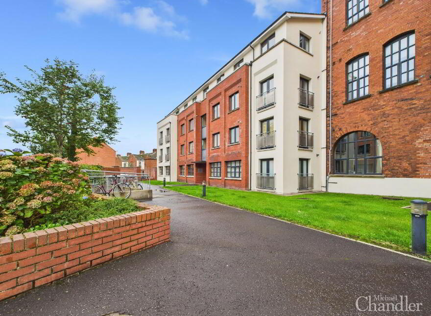 24 Chichester Building, 33 Old Bakers Court, Belfast, BT6 8QX photo