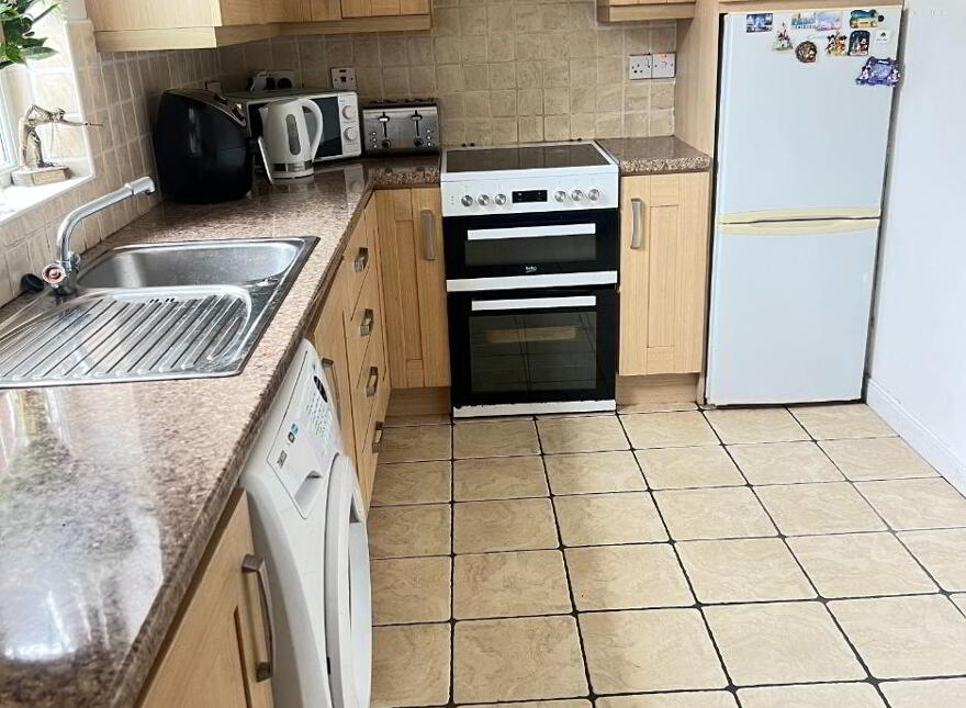 25 John Martin Gardens, Newry, BT35 8DZ