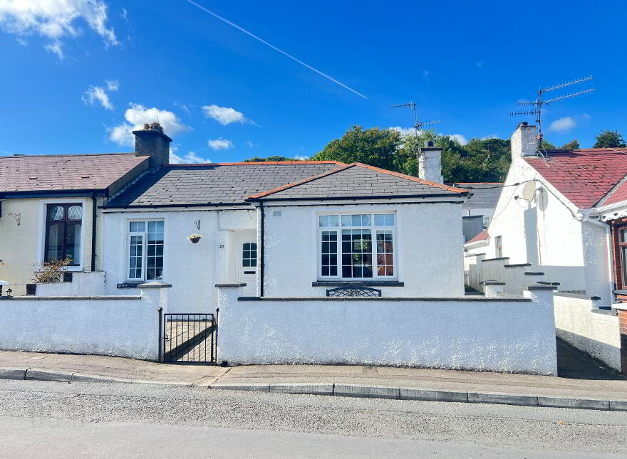 25 John Martin Gardens, Newry, BT35 8DZ