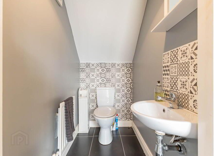 11 Lady Wallace Green, Lisburn, BT28 3NX