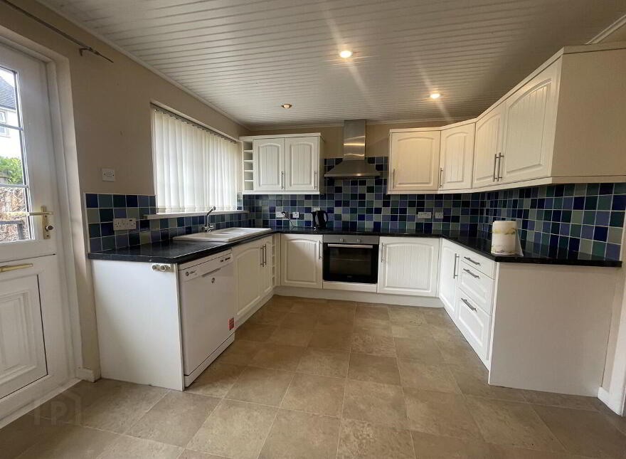 31 Ferndale, Clogher, BT76 0AS