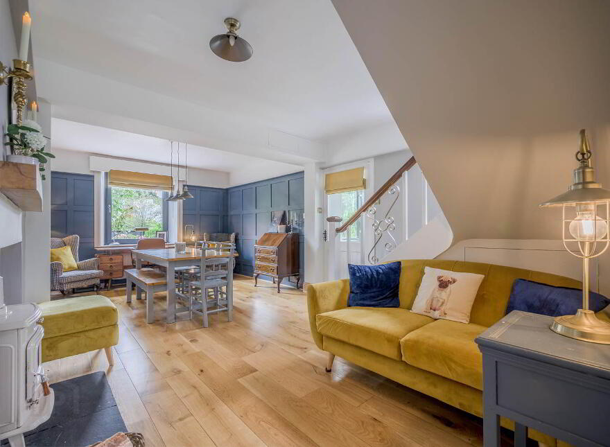 Culloden Cottages, 114 Bangor Road, Holywood, BT18 0LR