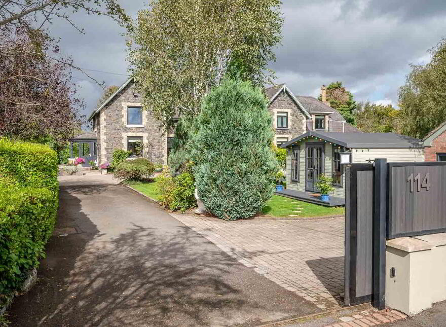 Culloden Cottages, 114 Bangor Road, Holywood, BT18 0LR