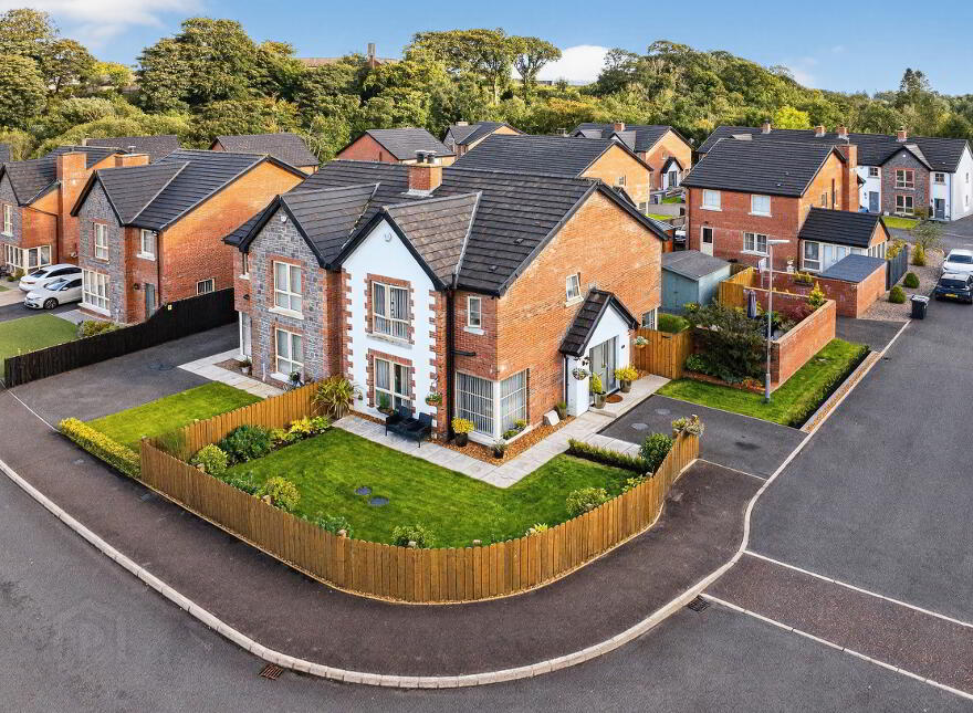 43 Haughtons Hall, Cullybackey, Ballymena, BT42 1FT