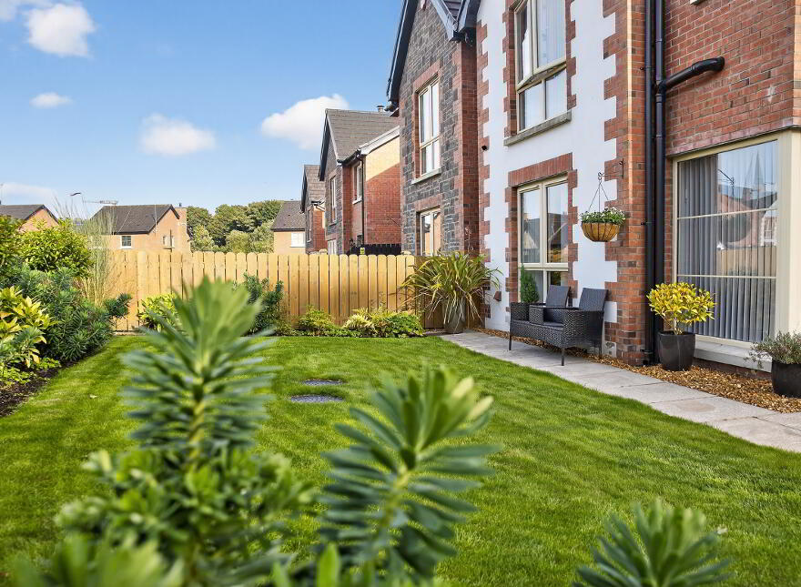 43 Haughtons Hall, Cullybackey, Ballymena, BT42 1FT
