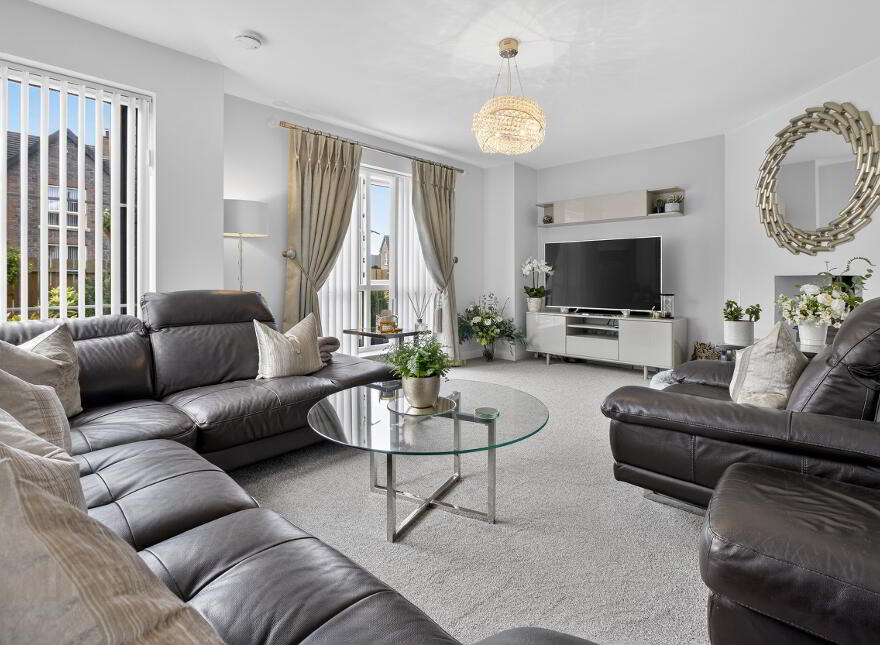 43 Haughtons Hall, Cullybackey, Ballymena, BT42 1FT