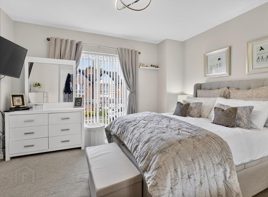 43 Haughtons Hall, Cullybackey, Ballymena, BT42 1FT