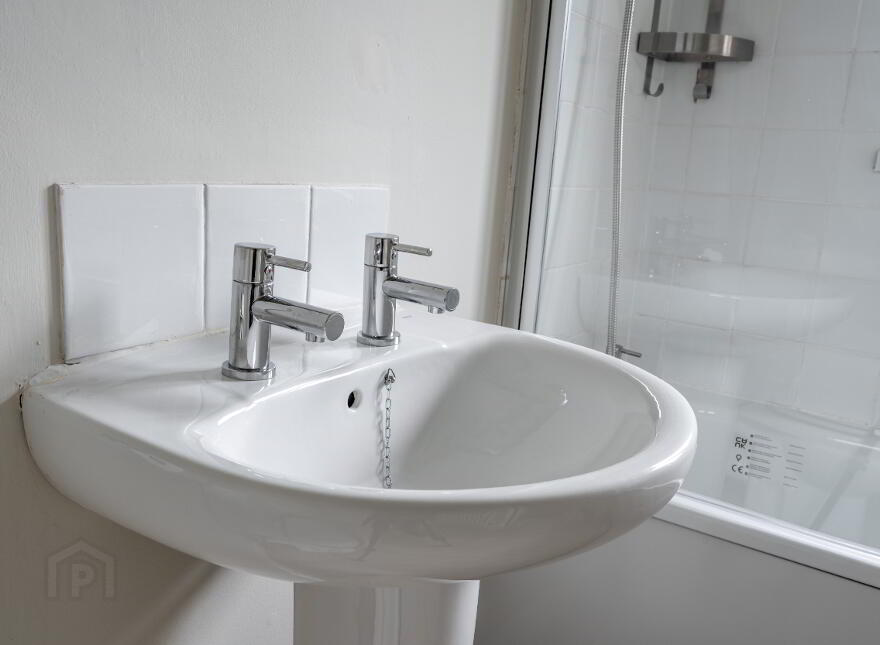 Shaftesbury Road, Bangor, BT20 3GD