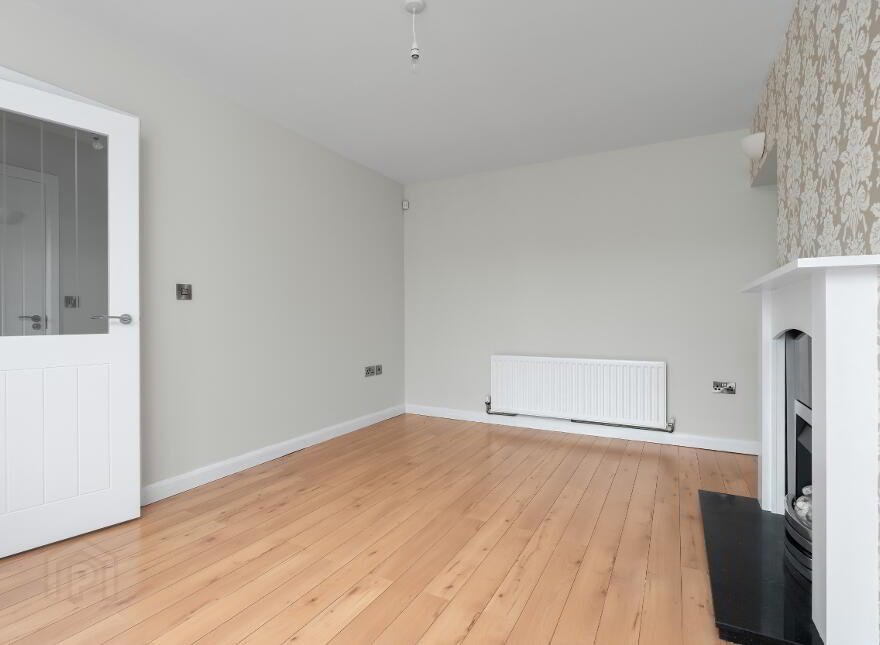 Shaftesbury Road, Bangor, BT20 3GD