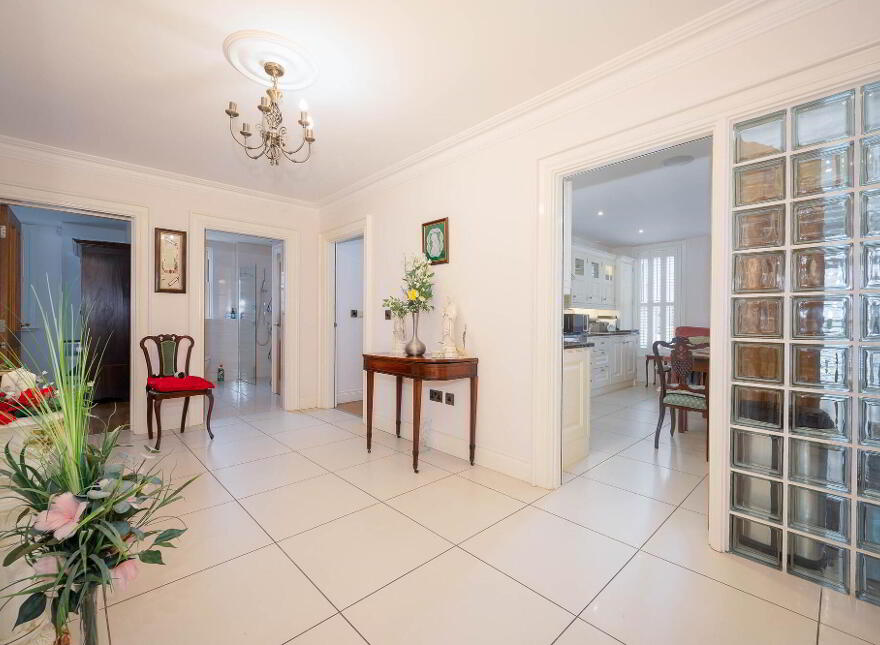 Apt 2, 2 Danesfort Park North, RB, Belfast, BT9 5