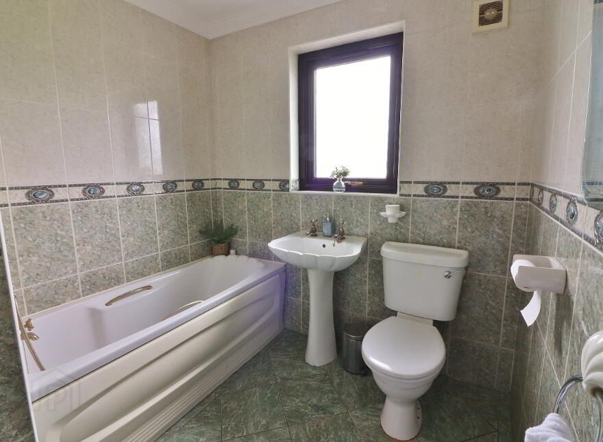 9 Oakleigh Grove, Lurgan, BT67 9AY