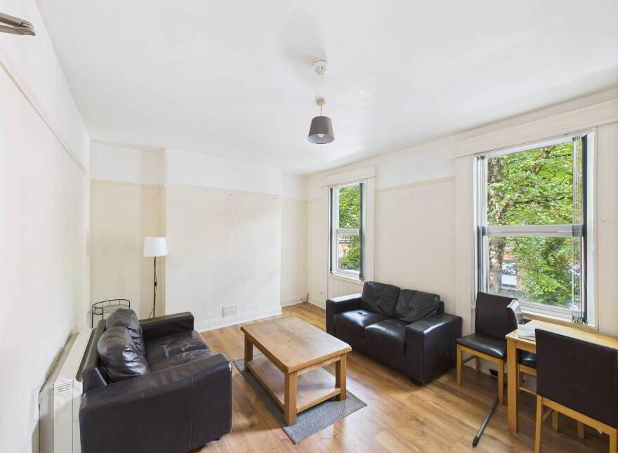 Apt 2, 11 Wolseley Street, Belfast, BT7 1LG