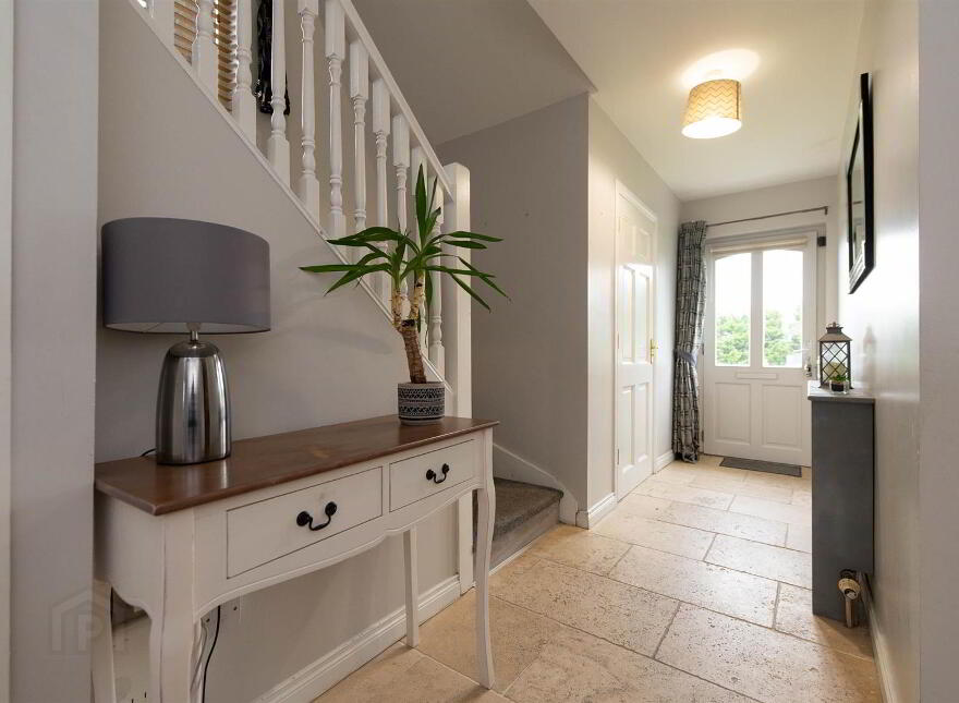 2 Iveagh Avenue, Dromore, Blackskull, BT25 1GY
