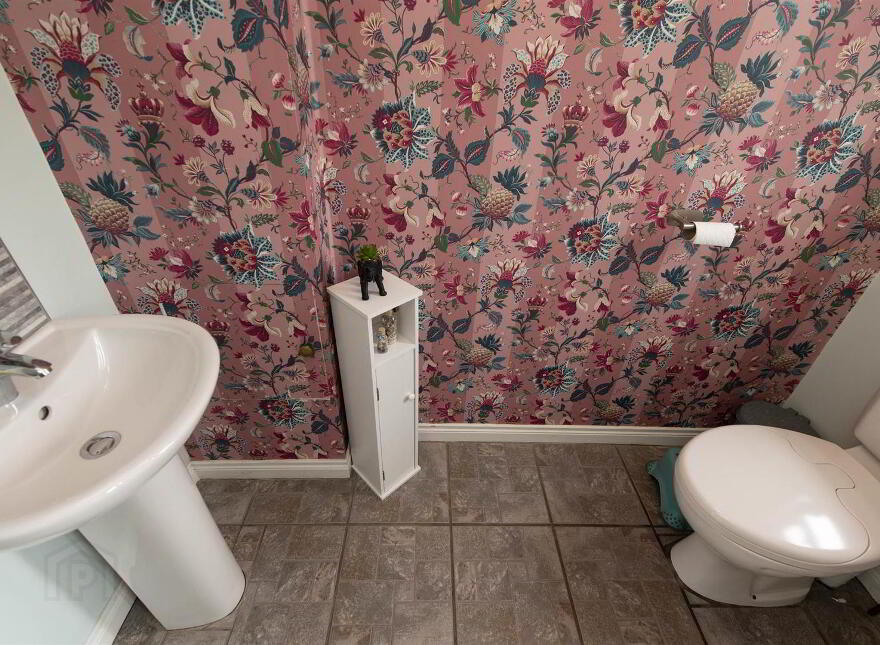 2 Iveagh Avenue, Dromore, Blackskull, BT25 1GY