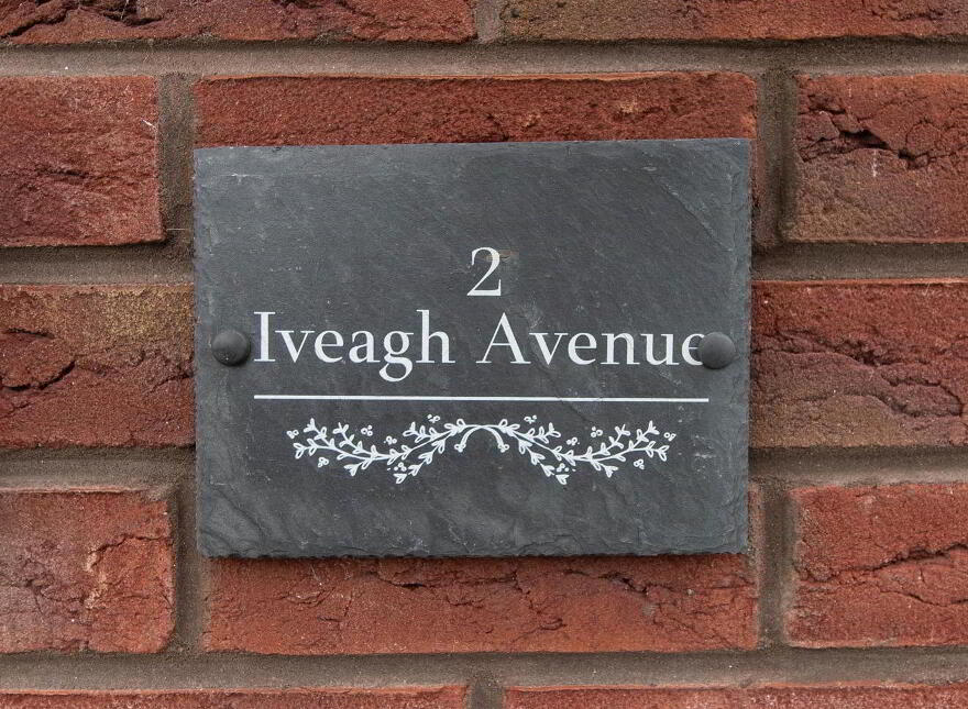 2 Iveagh Avenue, Dromore, Blackskull, BT25 1GY