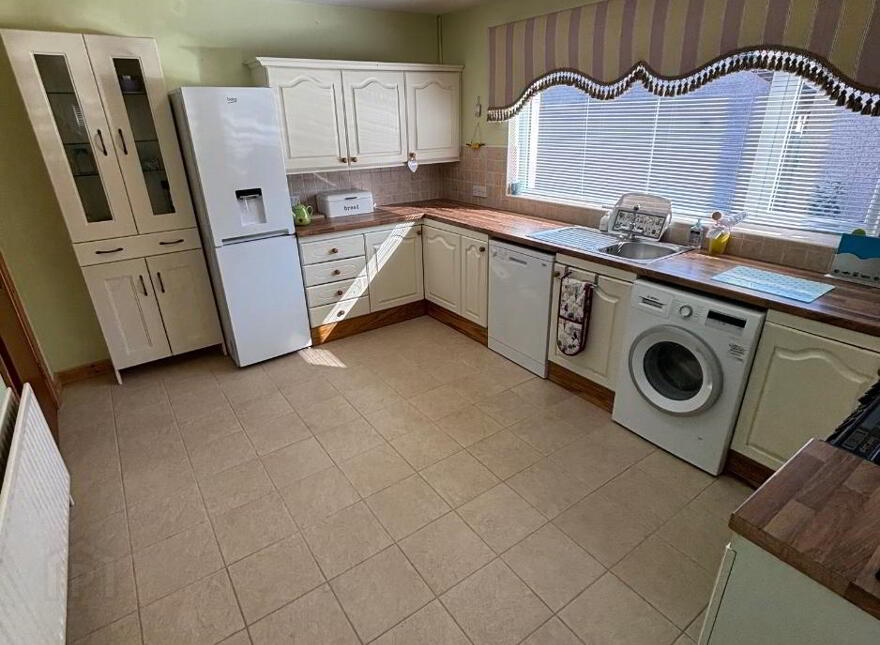 17 Cavanacaw Park, Armagh, BT60 2EA