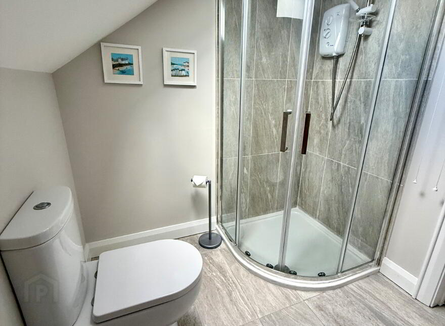 18 Gortnessy Meadows, Waterside, Derry, BT47 3FW