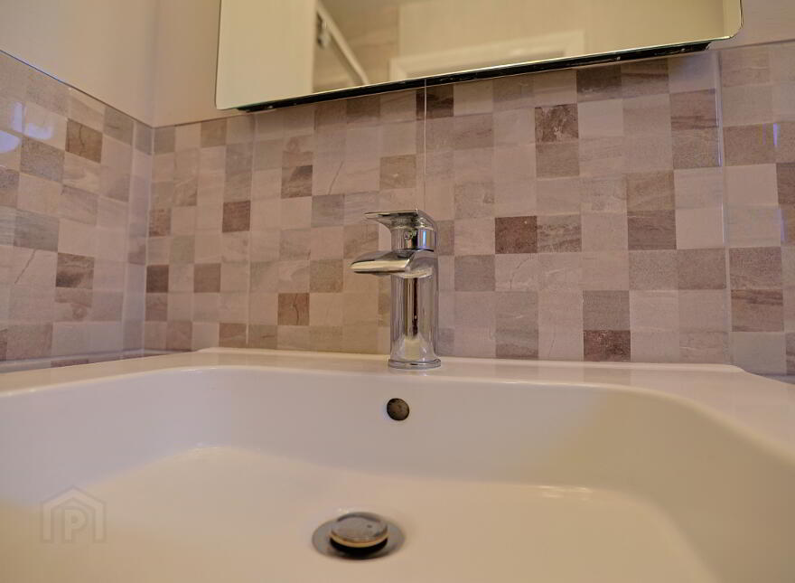 13 Tudor Lodge, Waringstown, BT66 7SX