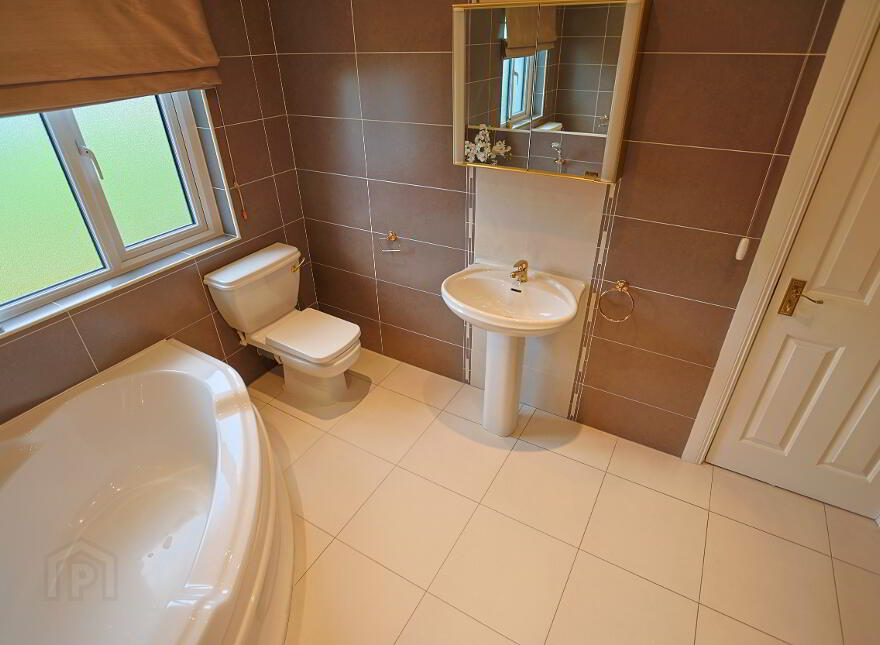 13 Tudor Lodge, Waringstown, BT66 7SX